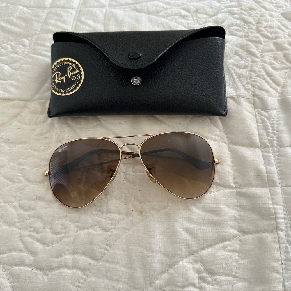 Ray-Ban Gold Aviator Gradient - Picture 2 of 4